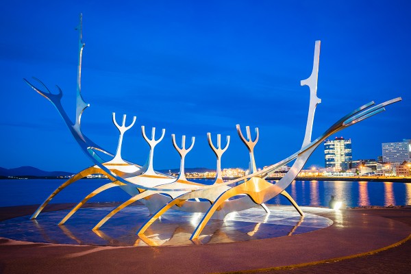 Celebrity Silhouette ile Ateş ve Buzlar Ülkesi İzlanda resmi