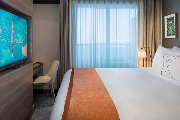 Celebrity Silhouette ile Ateş ve Buzlar Ülkesi İzlanda resmi